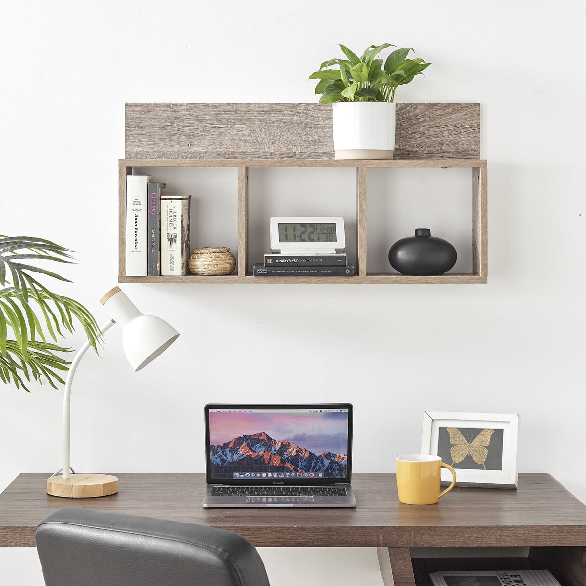 Danya B. Modern 3 Cube Floating Wall Shelf with Display Ledge - Easy to Hang Wall Mounted Triple Cubby Shelf - Oak