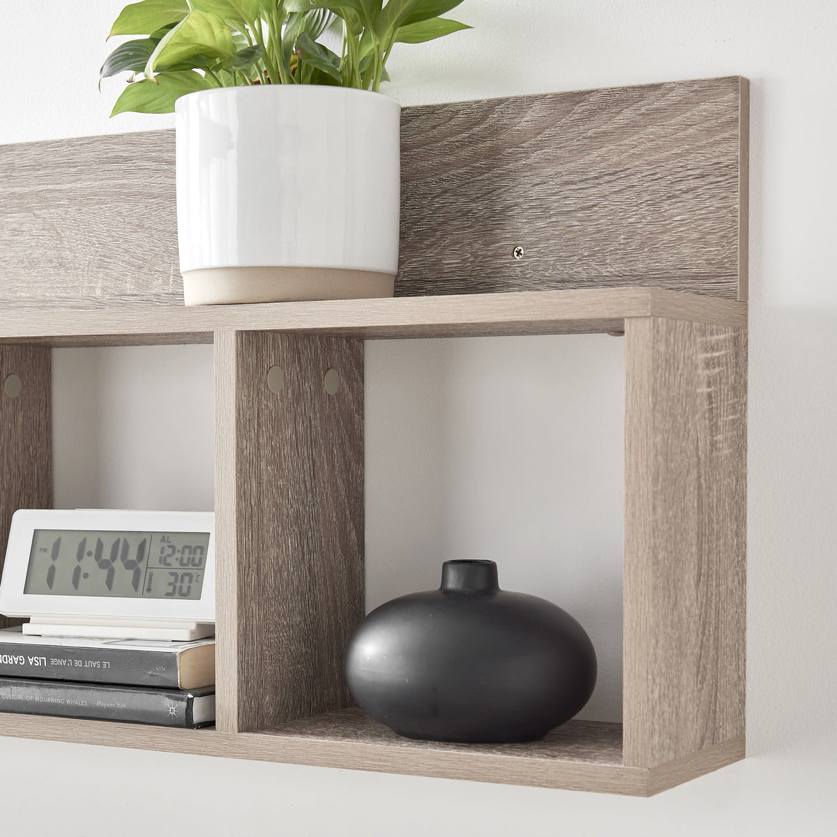 Danya B. Modern 3 Cube Floating Wall Shelf with Display Ledge - Easy to Hang Wall Mounted Triple Cubby Shelf - Oak