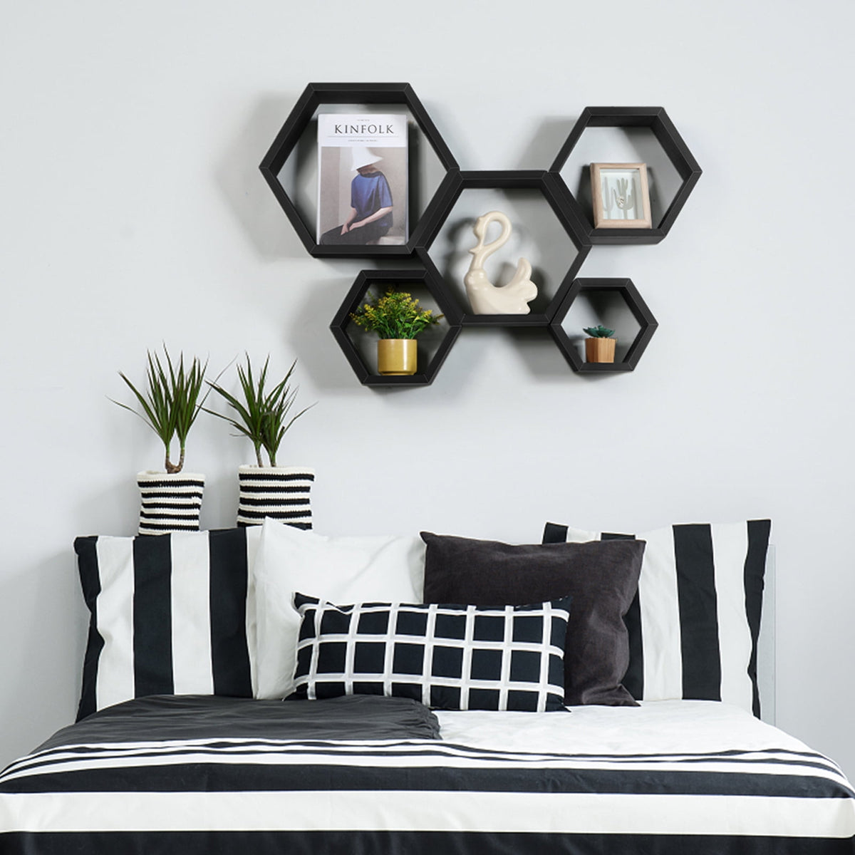 Hexagon Floating Shelves 5 Different Sizes Honeycomb Shelves for Wall, Black